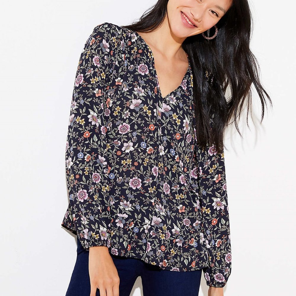 LOFT‎ Women's NWT Floral Ruffle Tie Neck Blouse